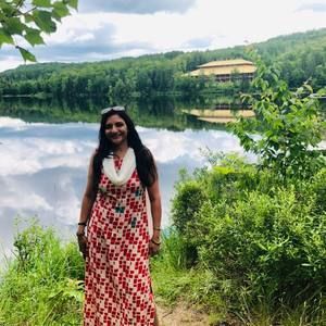 Meet your Posher, Deepika